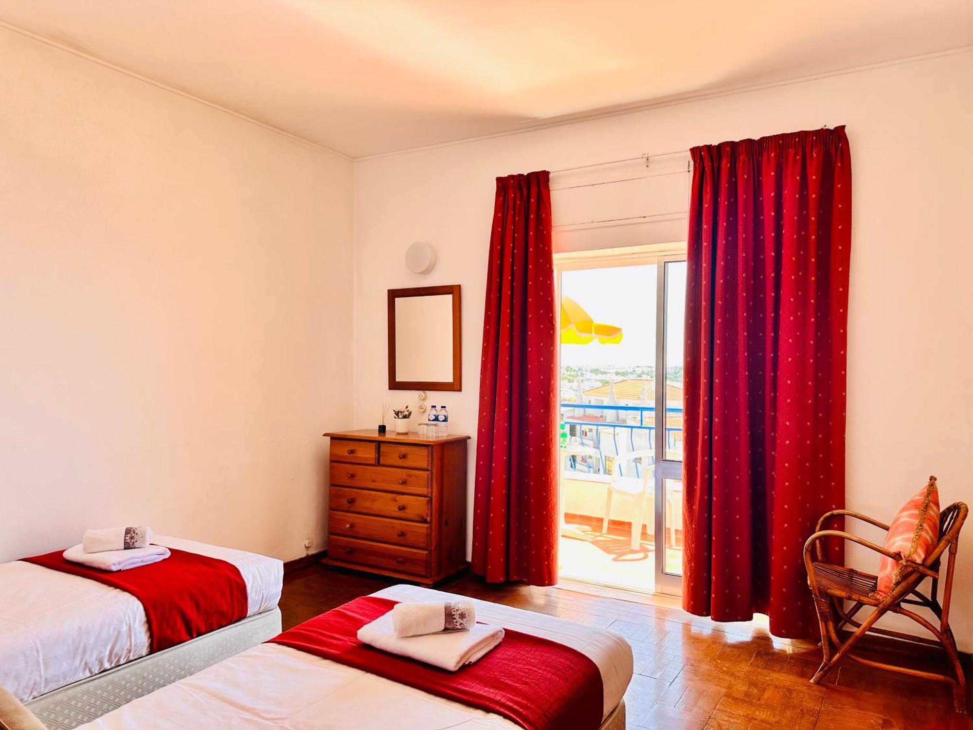 Vila Bela Hotel อัลบูเฟรา ภายนอก รูปภาพ