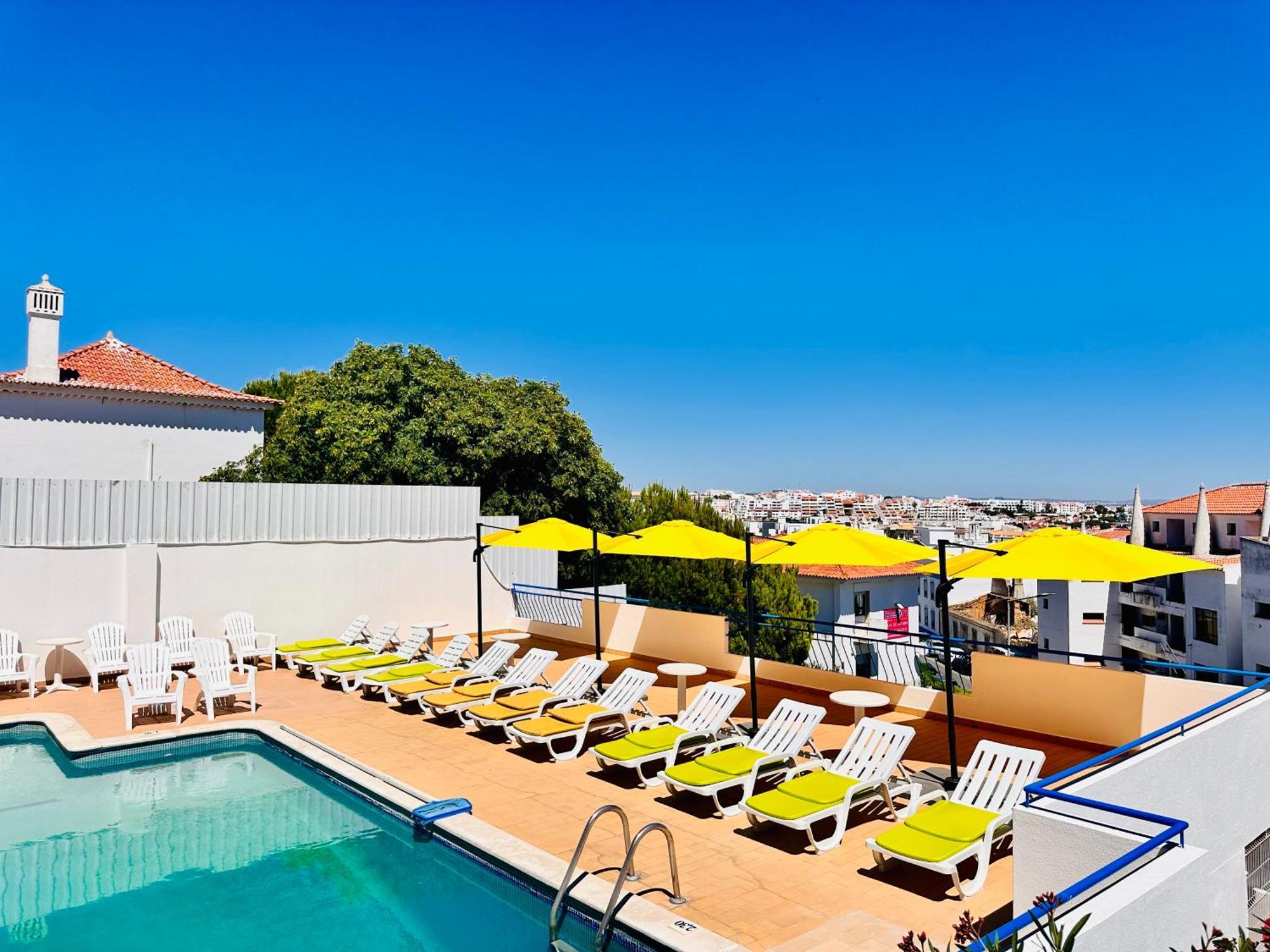 Vila Bela Hotel อัลบูเฟรา ภายนอก รูปภาพ